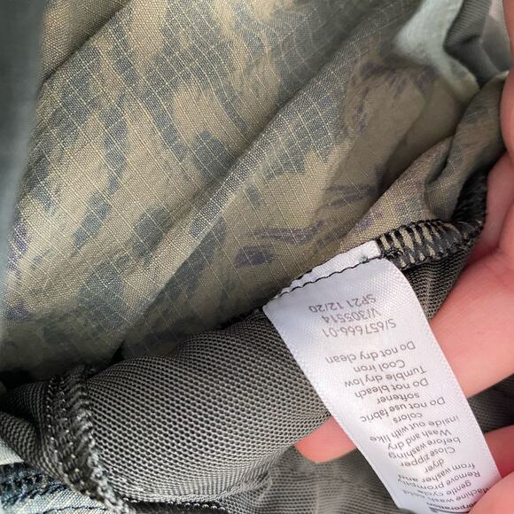 Athleta Women's Pants Trekkie North Printed Jogger Floral Leaf Ripstop Green 2 - Picture 7 of 10